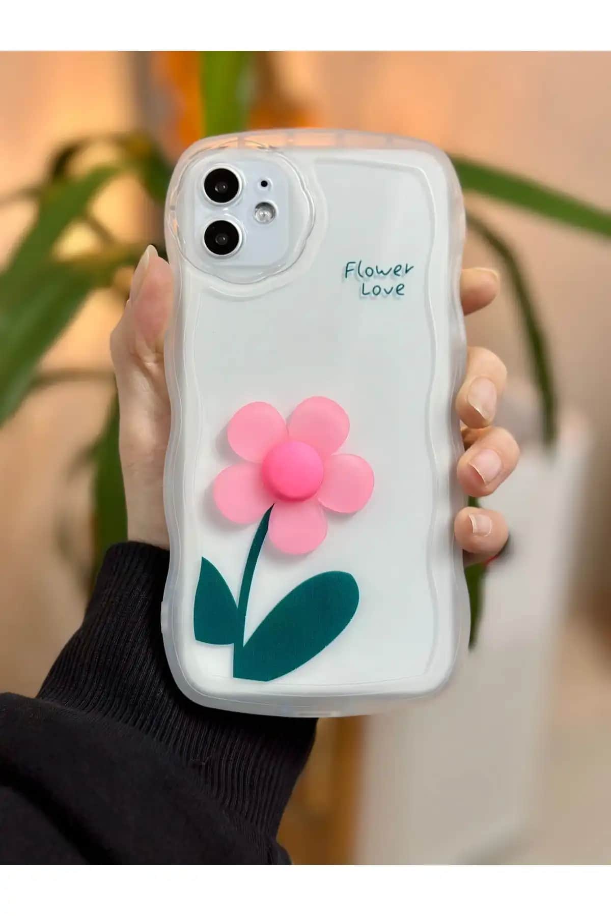 iPhone 11 için 3D Pembe Çiçek Tasarımlı Silikon Kılıf - Koruma ve Şıklık Bir Arada