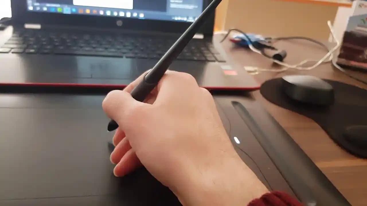 Dijital Çizim ve Tasarımda Kullanılan Bilgisayar Çizim Kalemlerinin Özellikleri ve En İyi Markalar