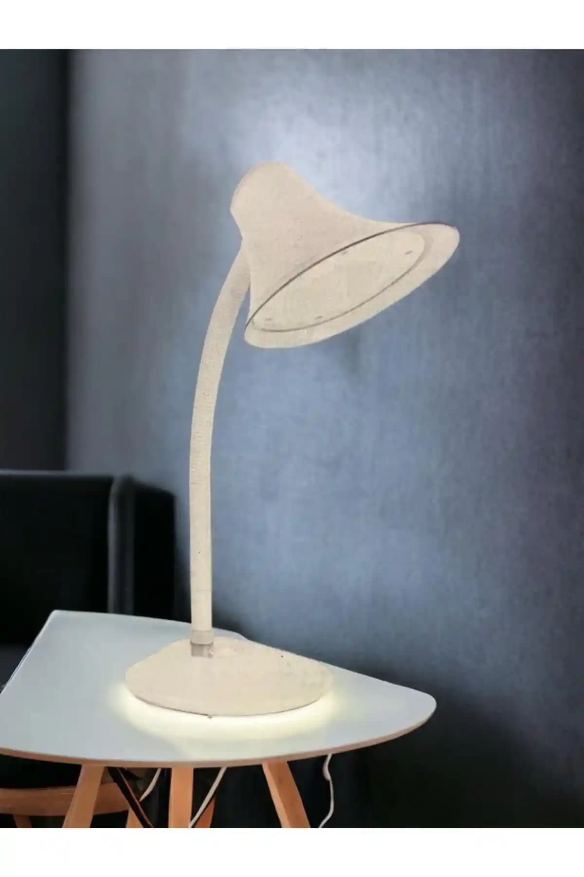 Elektrikli Masa Lambası Seçerken Dikkat Edilmesi Gerekenler ve Modern Tasarım Trendleri
