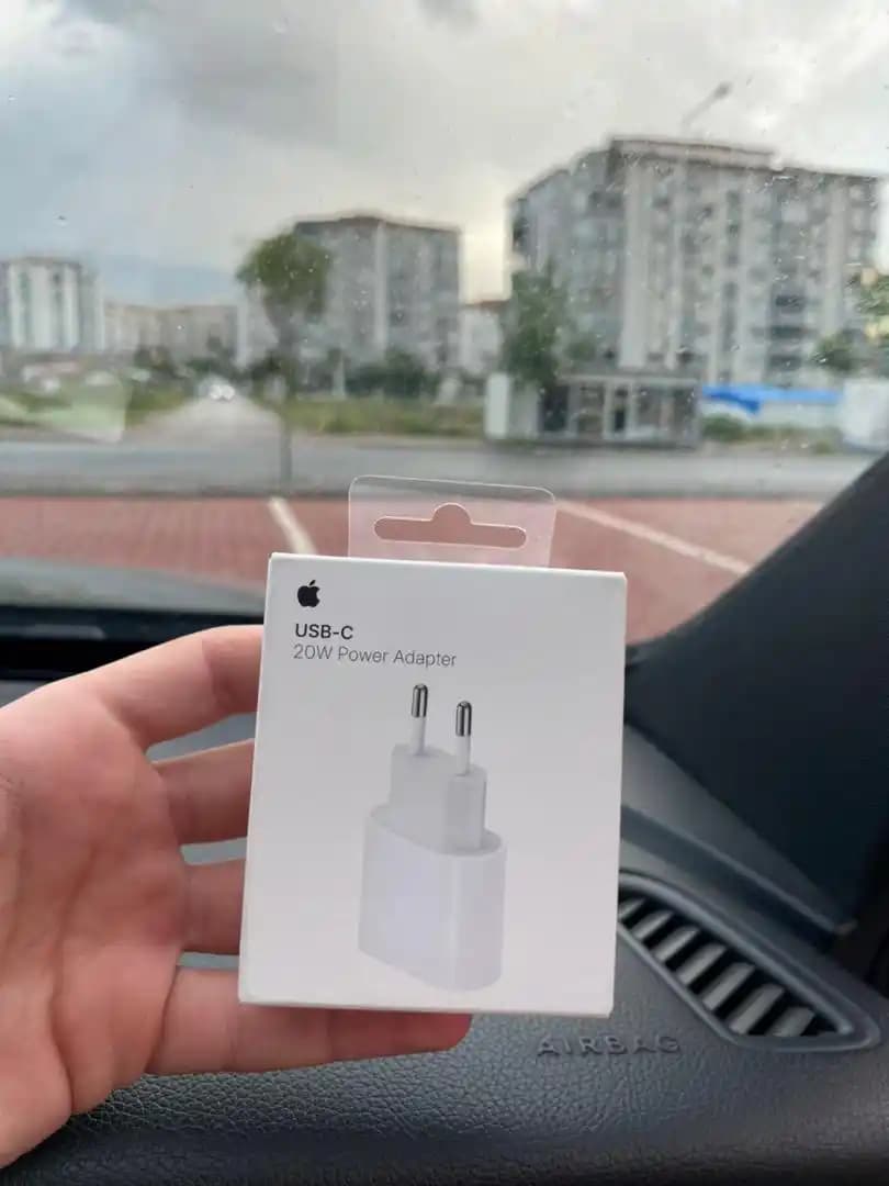 Media Markt'ta iPhone Adaptörleri: Güvenli ve Hızlı Şarj İçin Doğru Seçenekler
