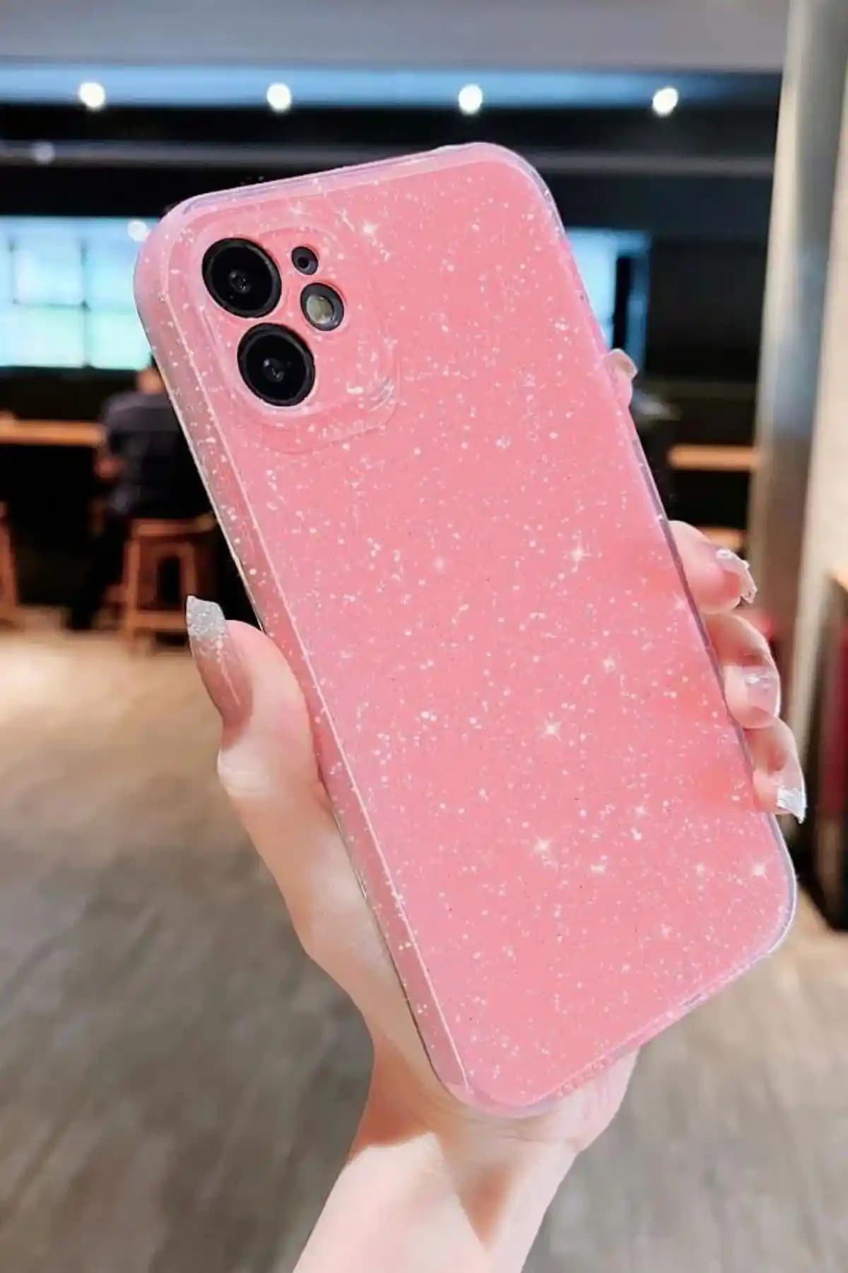 Pembe Renkli iPhone 11: Şıklık ve Teknolojinin Buluştuğu Akıllı Telefon Seçenekleri