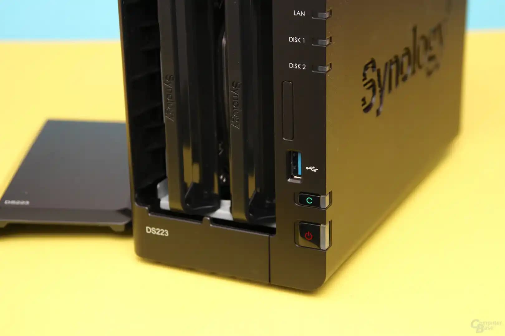 Synology DS223: Güçlü ve Esnek NAS Çözümü ile Verilerinizi Güvence Altına Alın