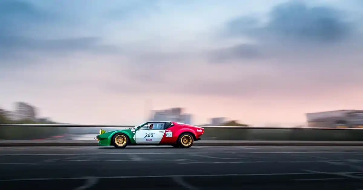 Thunderbolt 5 Teknolojisi: Yüksek Hızlı Veri Transferi ve Güç Dağıtım Özellikleri