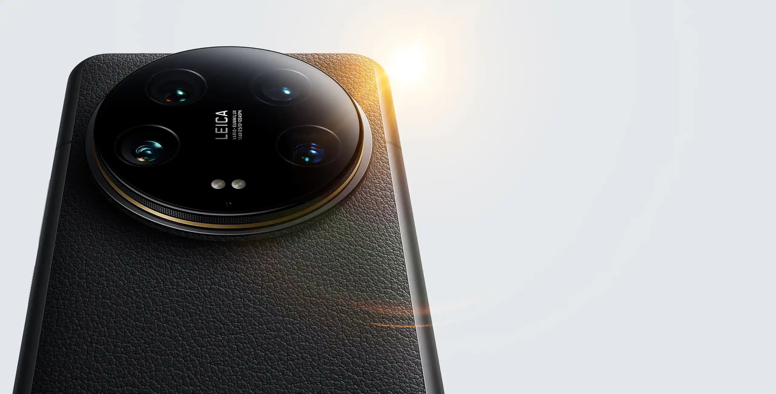 Xiaomi 14 Ultra: Yüksek Performans ve Estetikle Donatılmış Akıllı Telefon Özellikleri